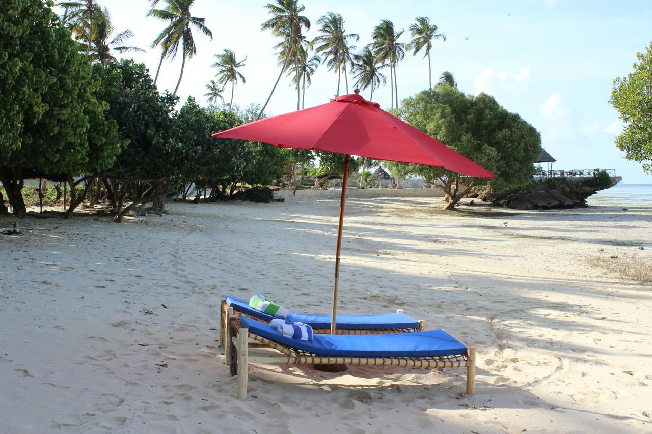 Coconut Tree Village Beach Resort Uroa Exterior foto