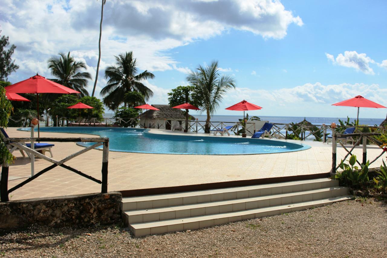 Coconut Tree Village Beach Resort Uroa Exterior foto