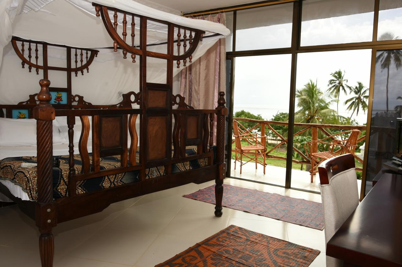 Coconut Tree Village Beach Resort Uroa Exterior foto