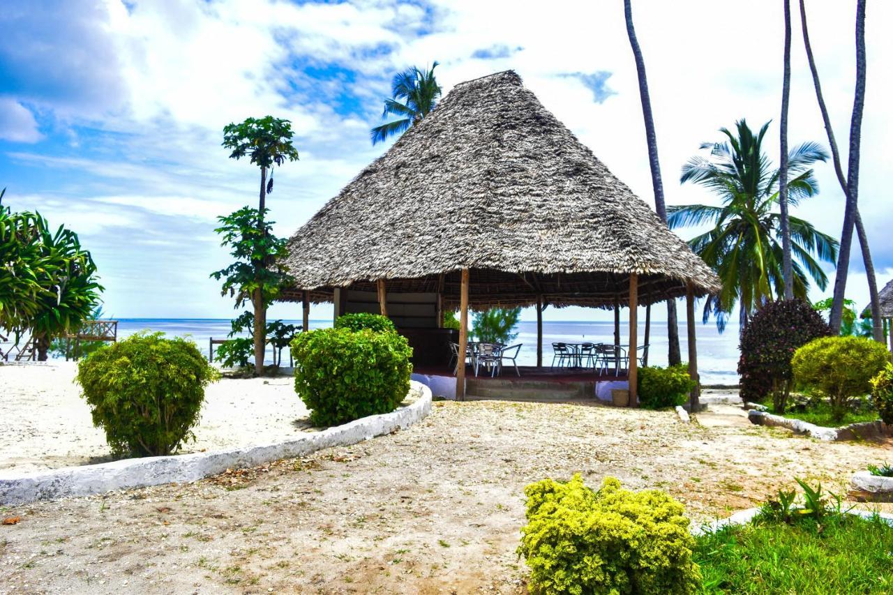 Coconut Tree Village Beach Resort Uroa Exterior foto